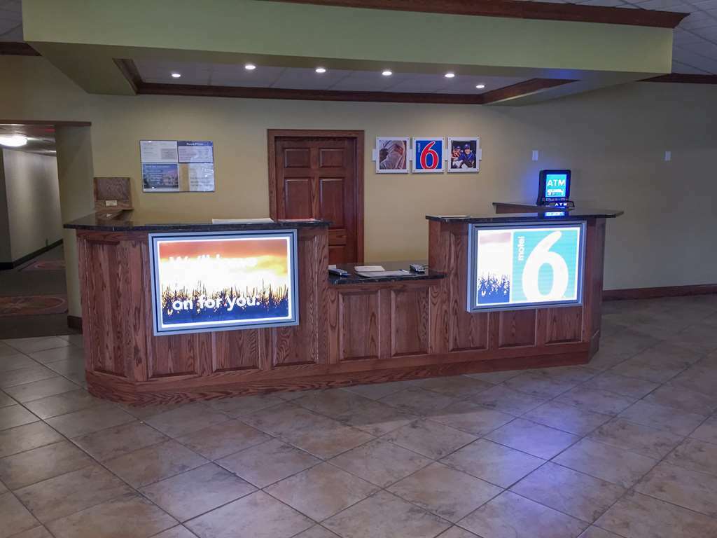 Motel 6-Lake Charles, La - Lake Charles On The Bayou Dalaman gambar
